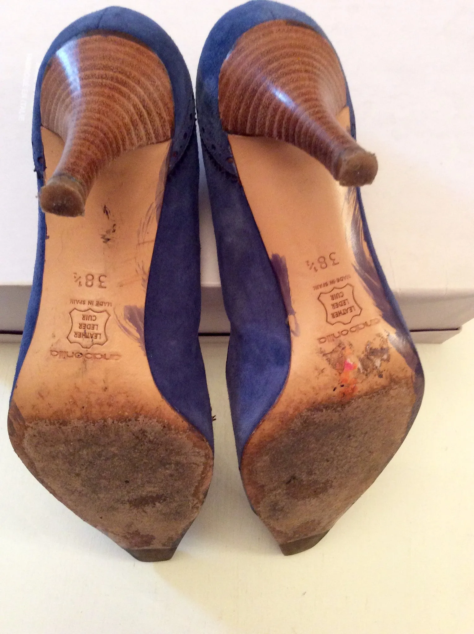 ANA BONILLA BLUE SUEDE HEELS SIZE 5.5/38.5