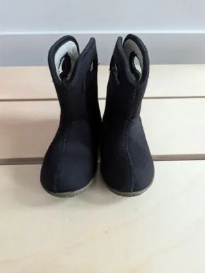 BOGS Winter boots (8C)