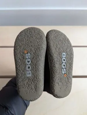 BOGS Winter boots (8C)