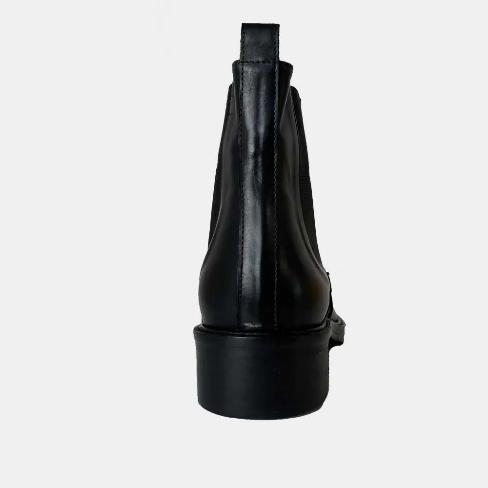 CHELSEA BOOTS ANN TUIL ARTIST
