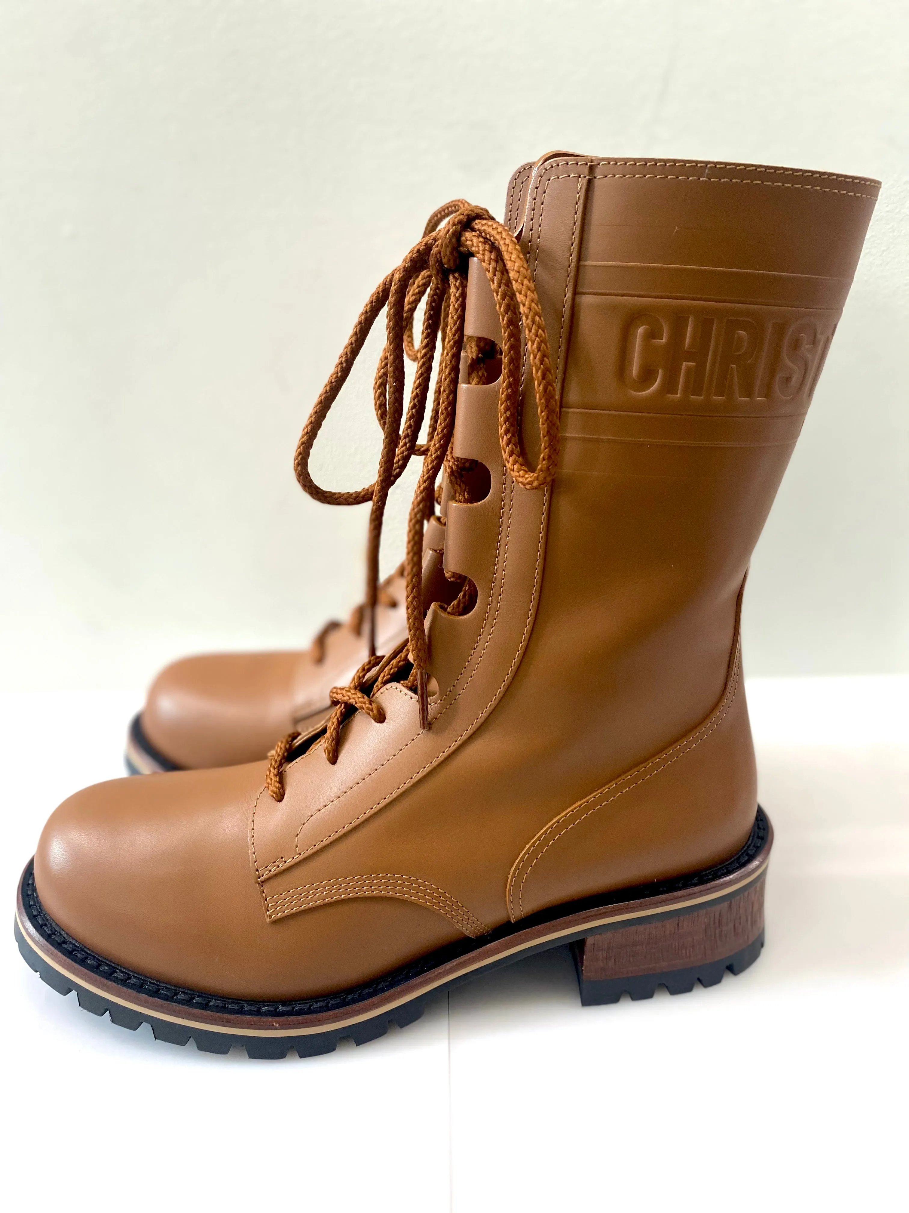 CHRISTIAN DIOR CALFSKIN QUEST COMBAT BOOTS