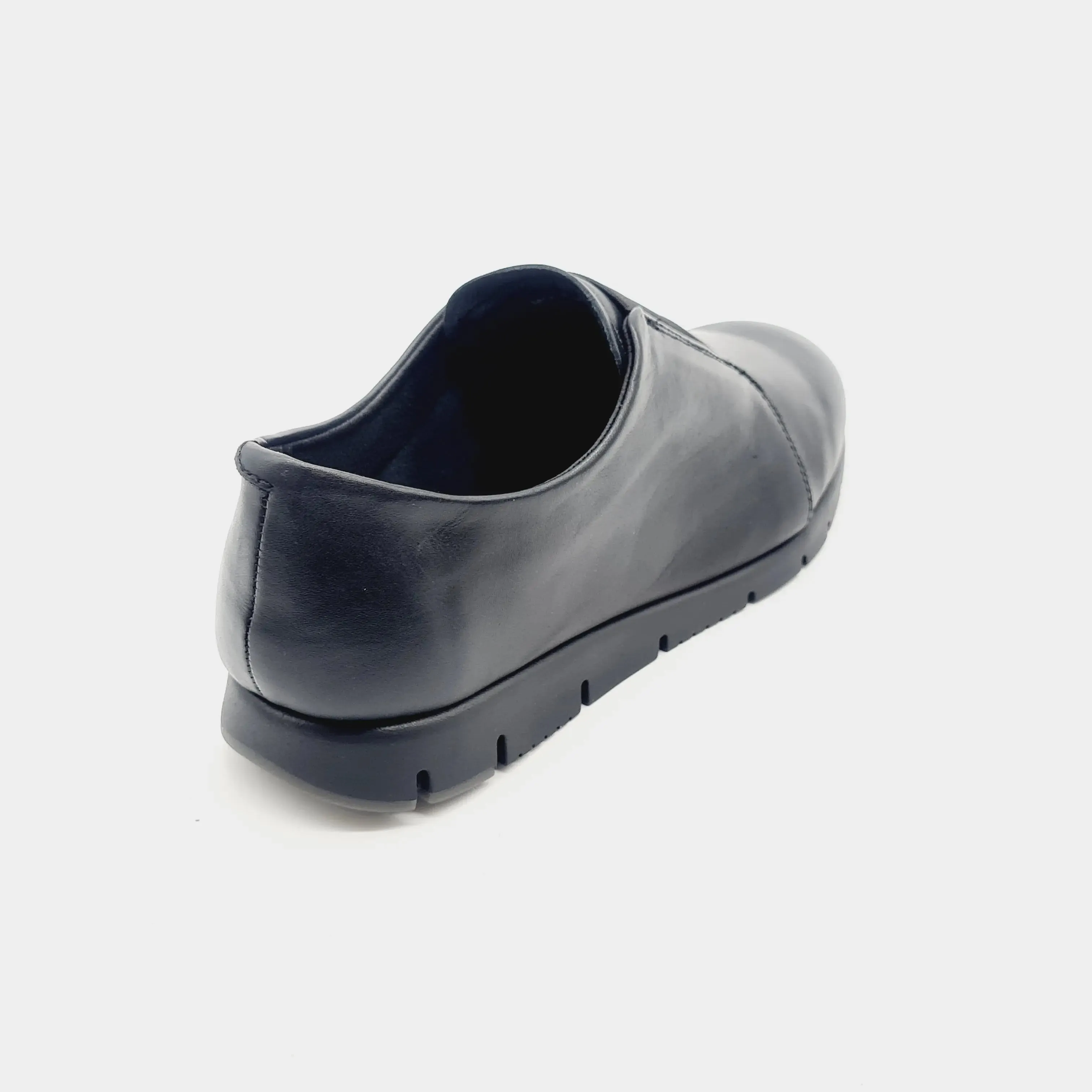 Flutter Casual Slip-On Sneakers