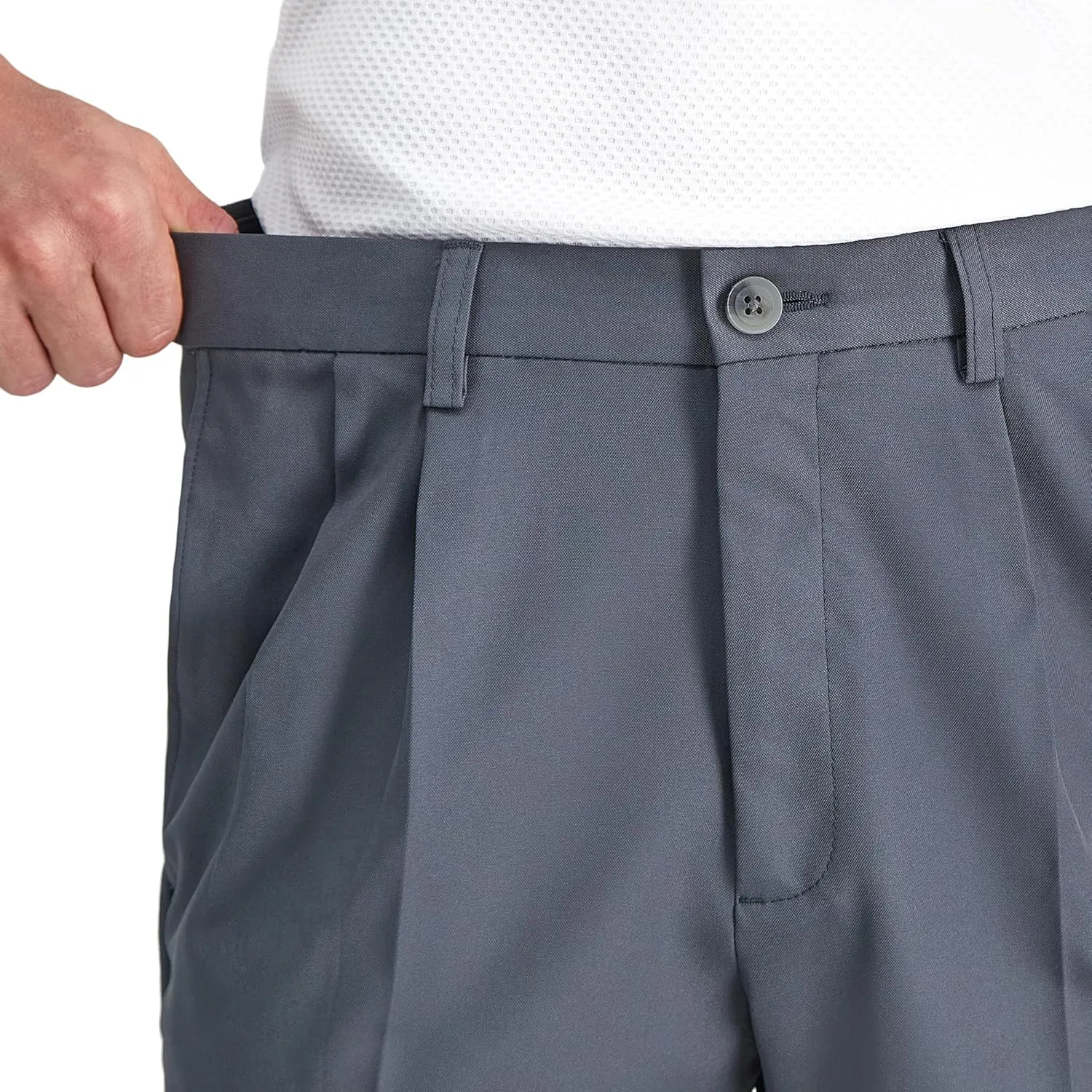 Haggar Men's Cool 18 Pro Straight Fit Pleated Front 4-Way Stretch Expandable Waist Golf Performance Short