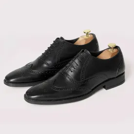 Harvey Brogues - Black