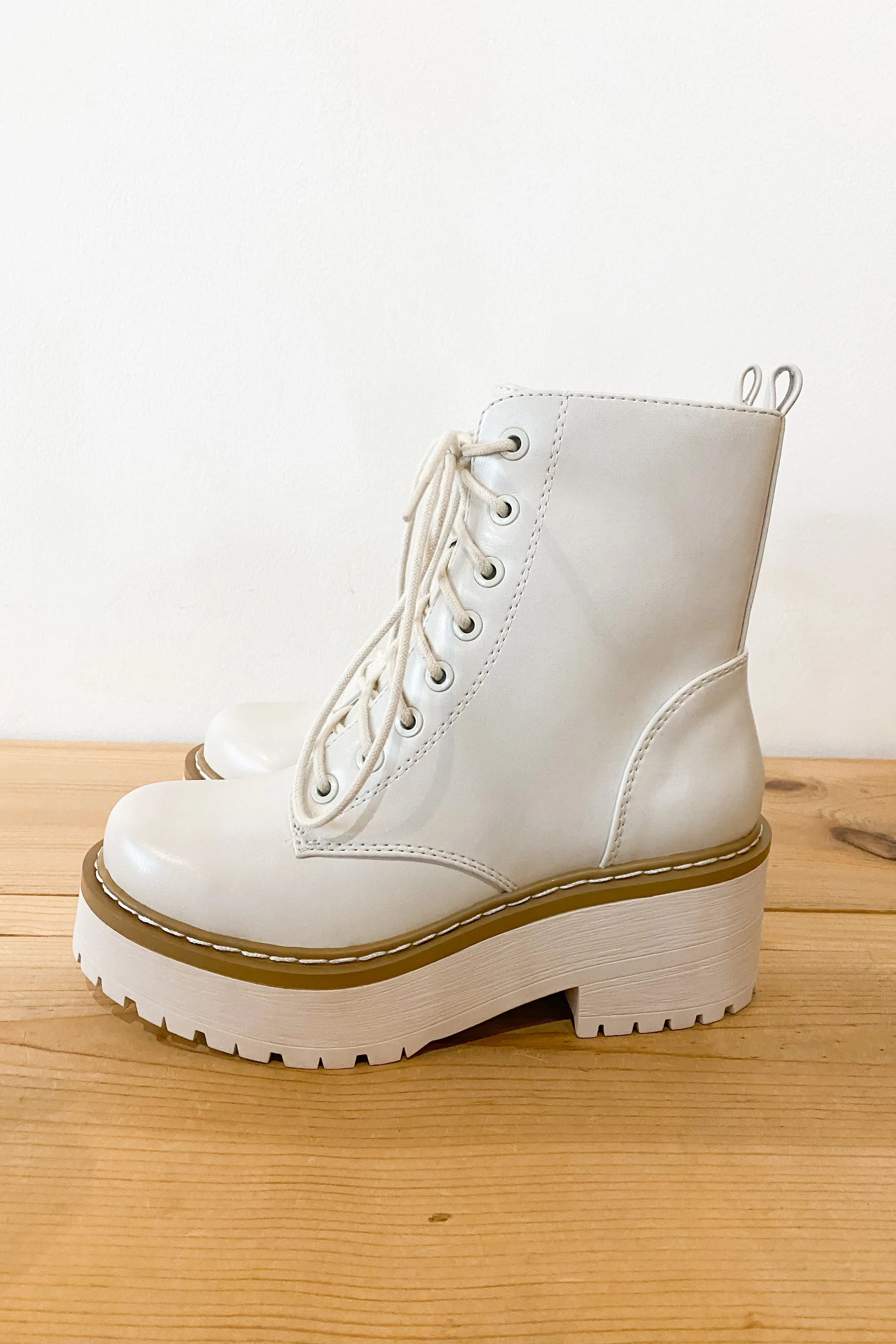 kolbi combat boot