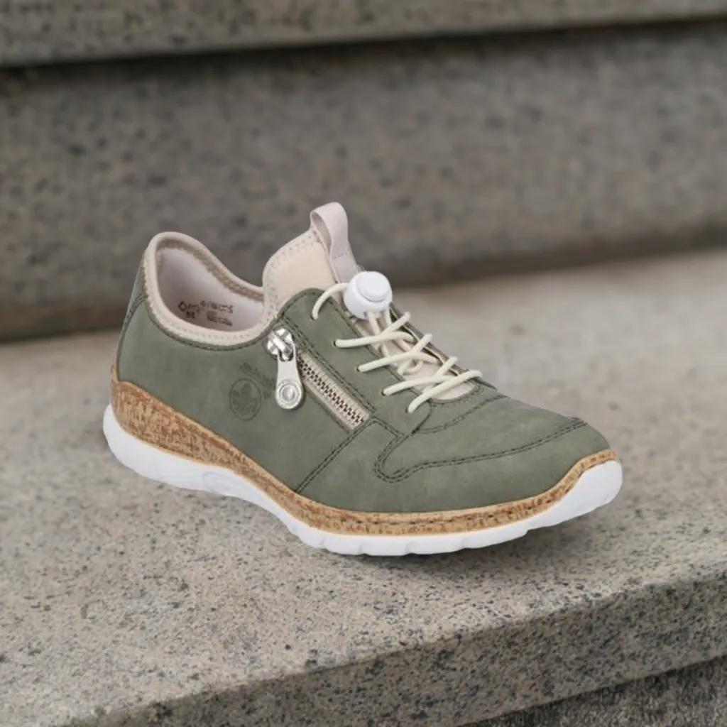 N42G0 Slip-On Sneaker
