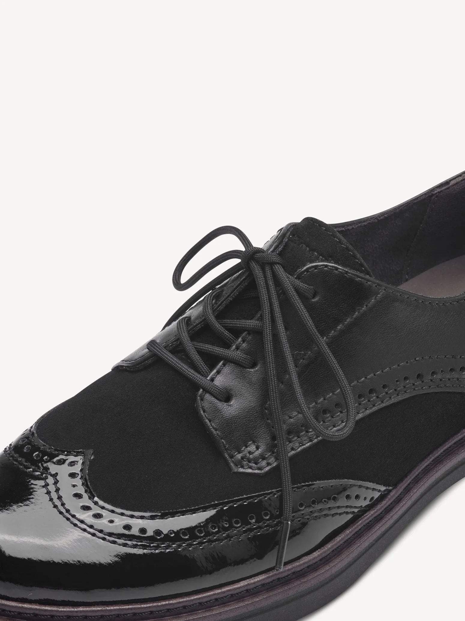 Tamaris Women's 8-83300-43 Leather Brogue Shoes Black Combi