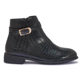 WCHAT7 – GOLD BUCKLE DETAIL ANKLE CHELSEA BOOTS